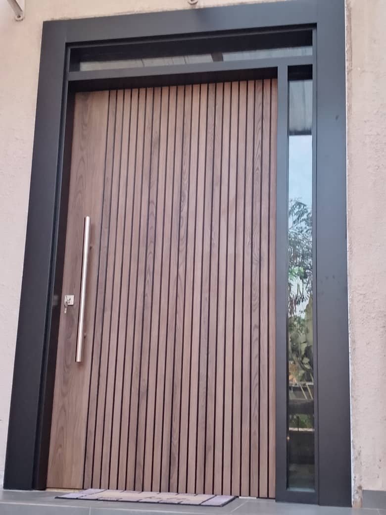 Porte cannelée